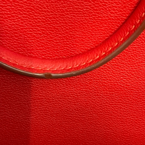 Louis Vuitton Lock Me Red Tote Bag - Picture 4 of 8